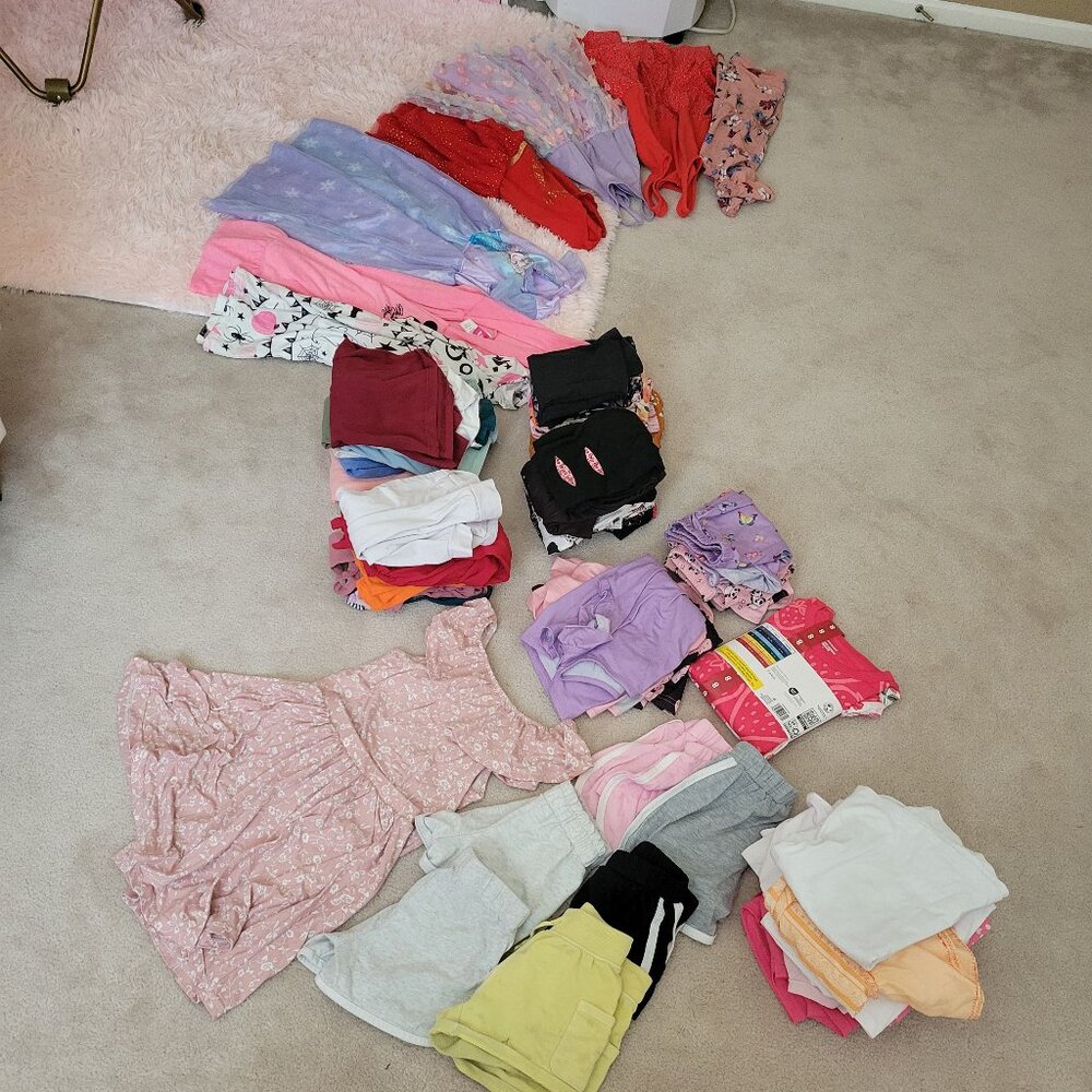Girls clothing lot 6/7-7